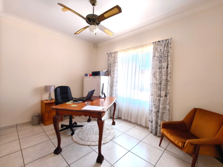 3 Bedroom Property for Sale in Grimbeeck Park North West